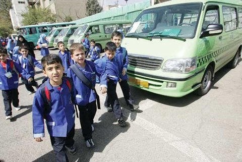 عقد قرارداد با ۲۲۰ مدرسه در راستای ساماندهی سرویس‌های مدارس