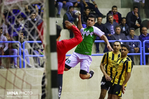 برنامه مسابقات هندبال آقایان و بانوان به مناسبت روز اصفهان اعلام شد