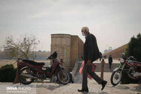 دمای هوای اصفهان به ۵ درجه می‌رسد / تداوم آلودگی هوا