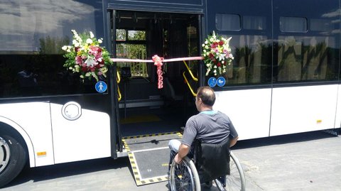 مظفر: اتوبوس‌های جدید  اصفهان دارای «جک مکانیکی رمپ معلولان» است