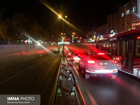لزوم دقت رانندگان در استفاده از چراغ نوربالا در جاده‌ها