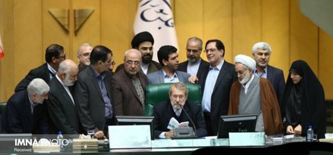استعفای نمایندگان اصفهان ساختار اجتماعی و سیاسی مجلس را زیر سوال برد