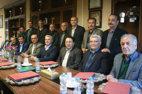 قدردانی از روسای بازنشسته هیئت های ورزشی شهرستان اصفهان