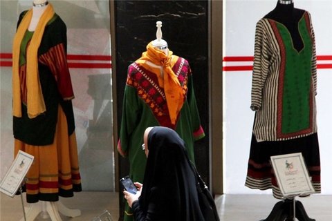 مانتو و لباس ایرانی