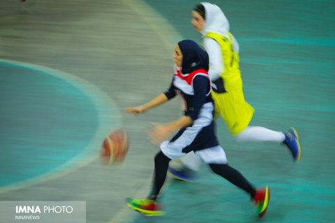بسکتبال بانوان نامی نو و پاز تهران