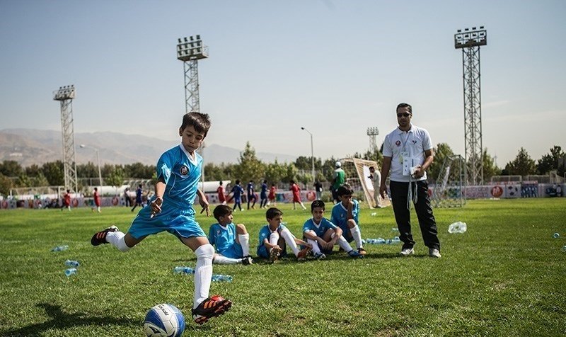 در فستیوال نونهالان باشگاه‌های برتر استان از فوتبال لذت ببرید