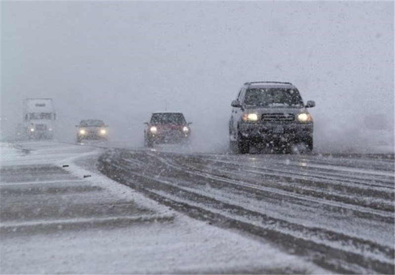 وضعیت راه‌های کشور/ بارش برف و باران در جاده‌ها