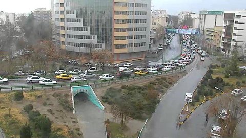 ترافیک سنگین در معابر خیس شهر 