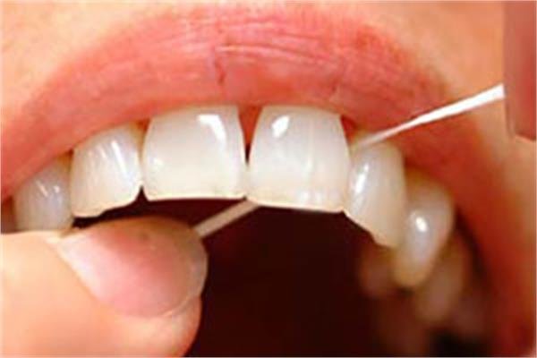 چه مواد غذایی به سلامت دندان کمک می‌کند؟