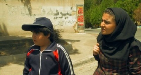 پاکزاد: پخش فیلم‌های اصفهان قابل تقدیر است