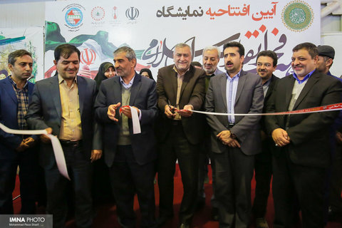 افتتاح نمایشگاه دهه فجر انقلاب اسلامی