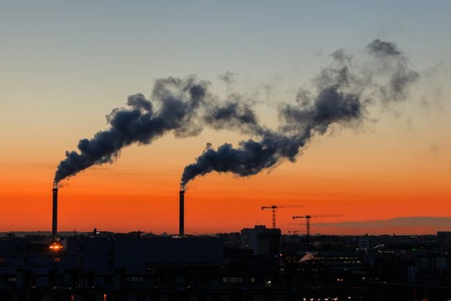 نقش مالیات در کاهش آلودگی‌های زیست محیطی