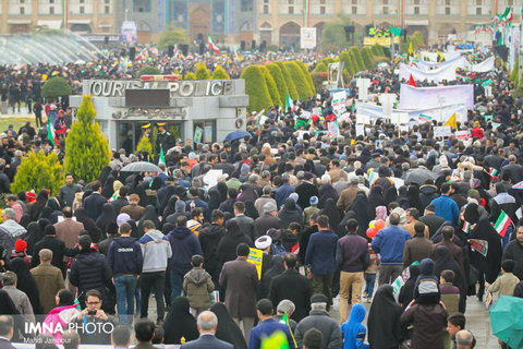 راهپیمایی یوم الله ۲۲ بهمن در اصفهان (2)