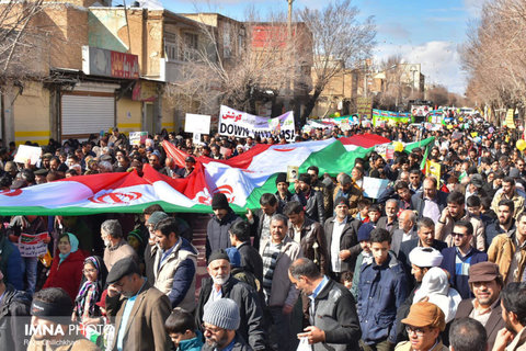 راهپیمایی یوم الله ۲۲ بهمن در نجف آباد
