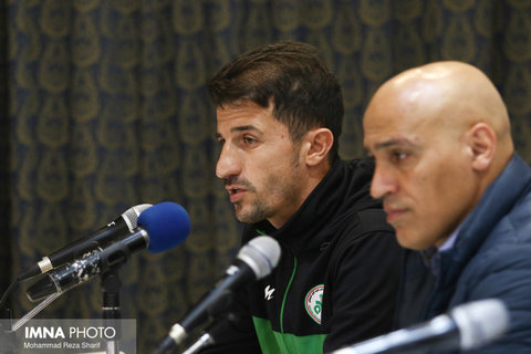کنفرانس خبری تیم های فوتبال ذوب آهن ایران و الکویت کویت