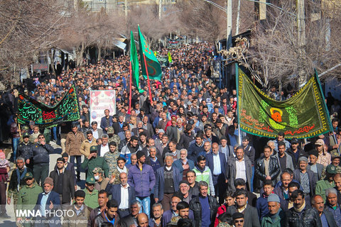 تشییع و تدفین شهیدان مدافع وطن در سمیرم
