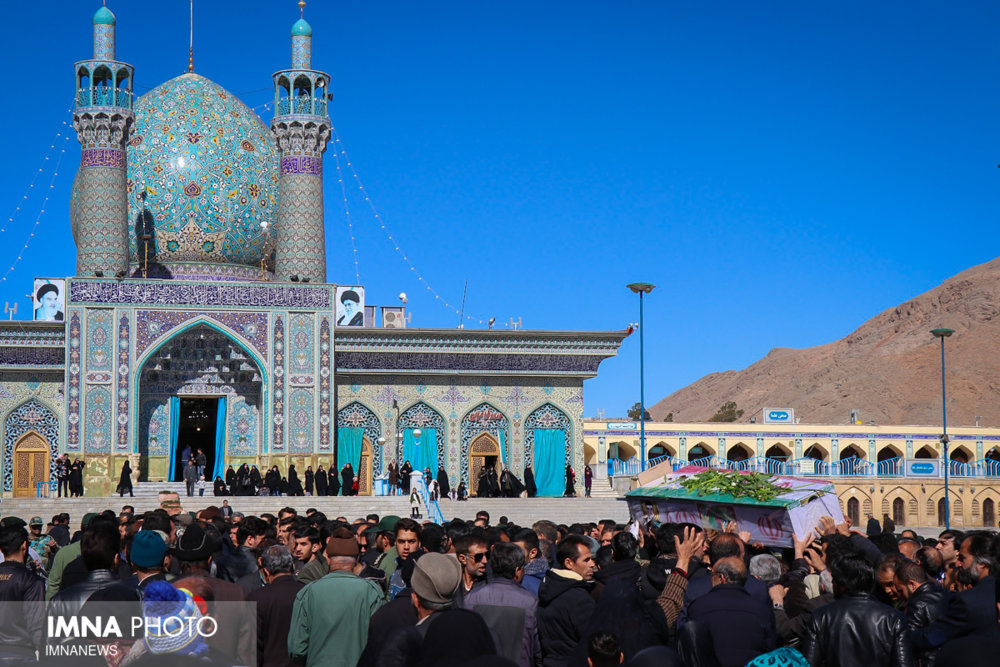 تشییع و تدفین شهیدان مدافع وطن در شهرضا