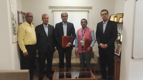 امضای تفاهمنامه ۲ میلیون دلاری ایران و هند در حوزه کارآفرینی

