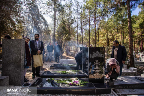 چهارمین سالمرگ زاون