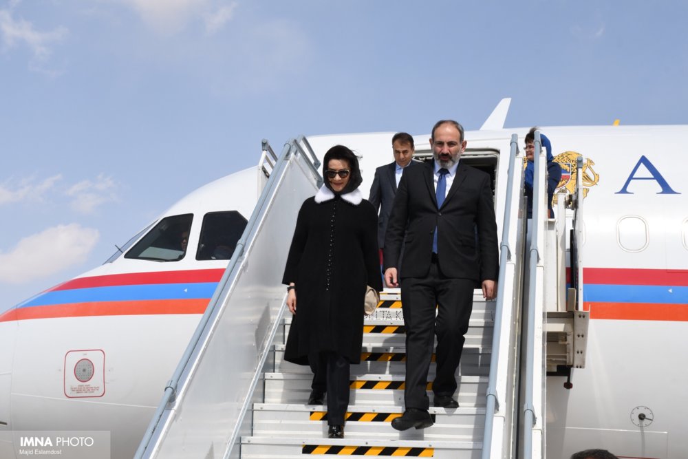 نخست وزیر ارمنستان وارد اصفهان شد