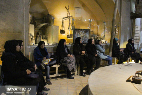 جلسه کمیته بانوان شهرداری اصفهان و سمن‌های فعال در حوزه زنان
