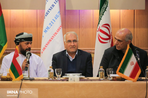 نشست شهردار اصفهان با هیئت تجاری صنعتی از کشور عمان