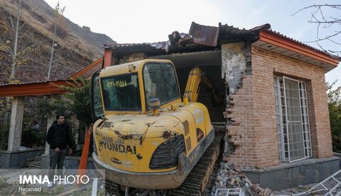 تخریب ۲۵ بنای غیرمجاز در اراضی زراعی و باغی سامان