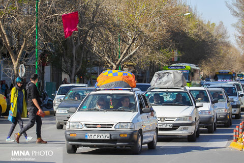 ورود مسافران نوروزی به اصفهان