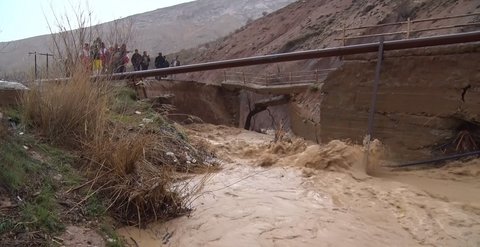تخریب پل‌های ارتباطی ۹ روستای سمیرم