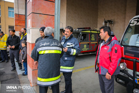 اعزام نیروهای امدادی و خدماتی شهرداری و سفر شهردار به استان لرستان‎
