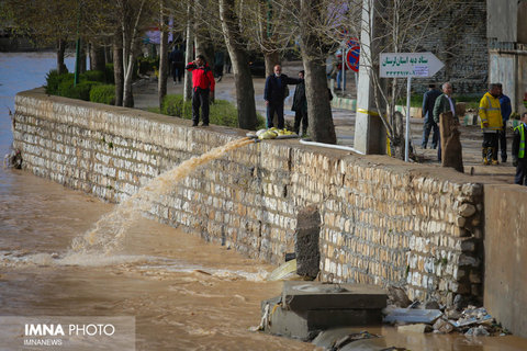 امداد رسانی شهرداری اصفهان در مناطق سیل زده لرستان