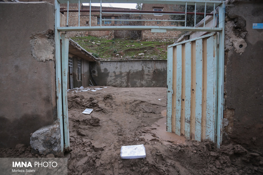 صدور پروانه رایگان برای بازسازی خانه‌های آسیب‌دیده از سیل در یزد