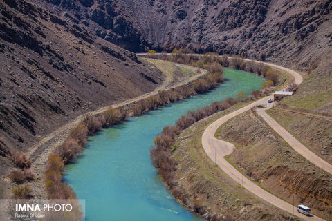 افزایش خروجی سد زاینده‌رود/ آب برای کشت تابستانه رهاسازی می‌شود