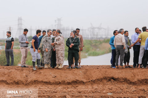 کمک رسانی به مناطق سیل زده جنوب