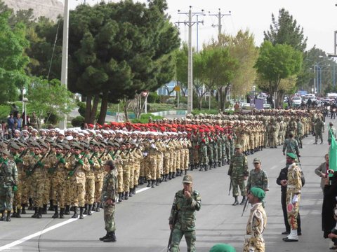 شرایط استخدام سربازان در نیروهای مسلح تشریح شد