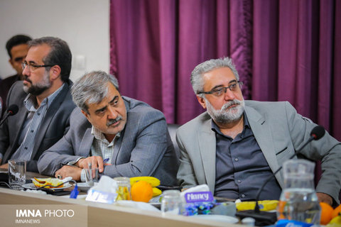 چهل و دومین سلسه نشست های هم اندیشی اصفهان فردا