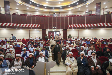 اجتماع طلاب و روحانیون جهادی اصفهان