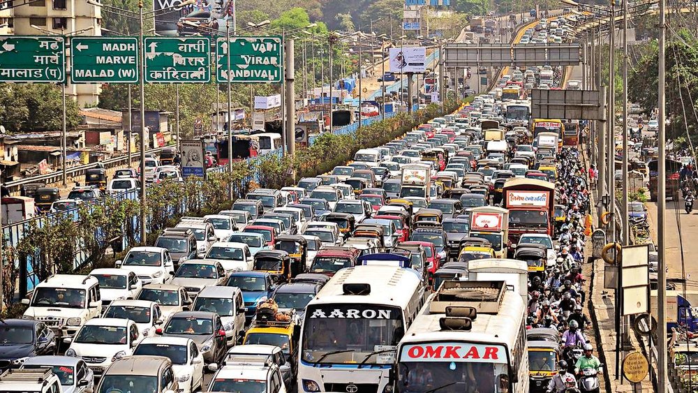 محدودیت تردد وسایل‌ نقلیه موتوری در آلوده‌ترین شهر دنیا