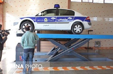 نامه‌نگاری شهردار تهران برای معاینه فنی خودروهای نیروی انتظامی دودزا