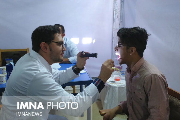 ویزیت رایگان ۲۰ پزشک در مناطق محروم لنجان