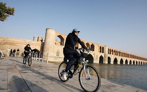 عراق اسپانسر تیم ملی دوچرخه‌سواری زنان ایران شد