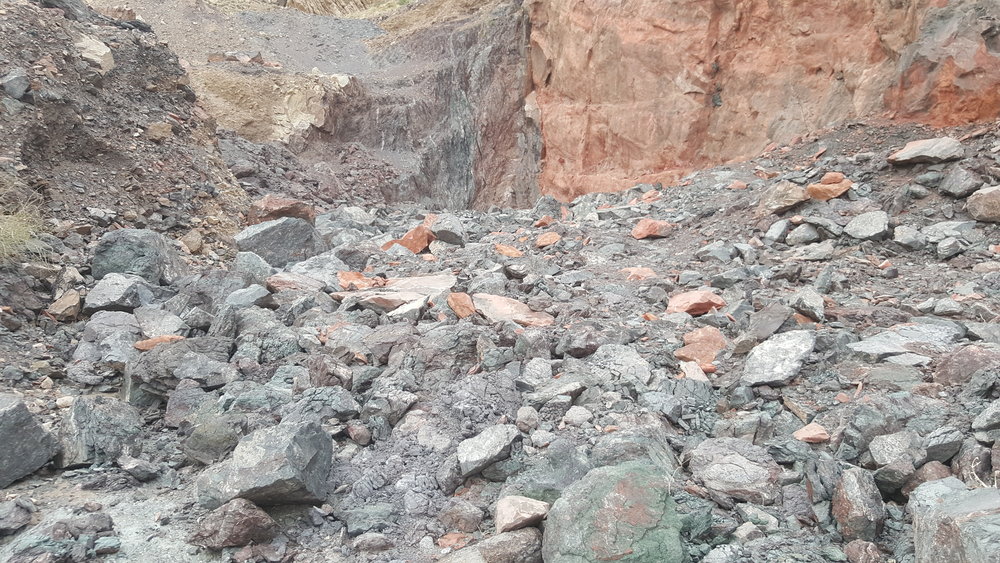 استخراج ۳۵هزار تن سنگ لاشه از معدن شهرداری