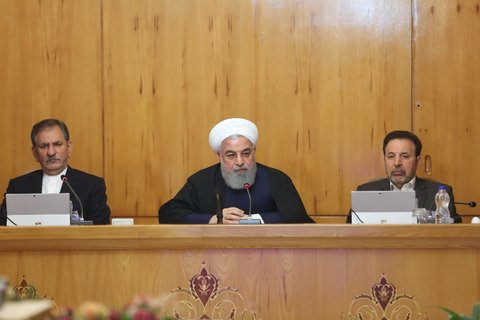 لایحه تغییر واحد پول ایران از ریال به تومان تصویب شد