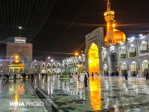 "زیر سایه خورشید" در کاشان