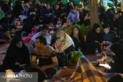 احیای شب نوزدهم ماه مبارک رمضان در گلستان شهدا
