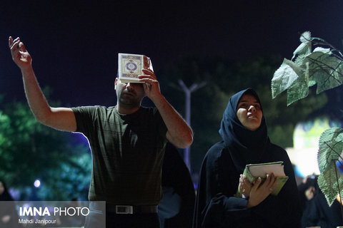 احیای شب نوزدهم ماه مبارک رمضان در گلستان شهدا