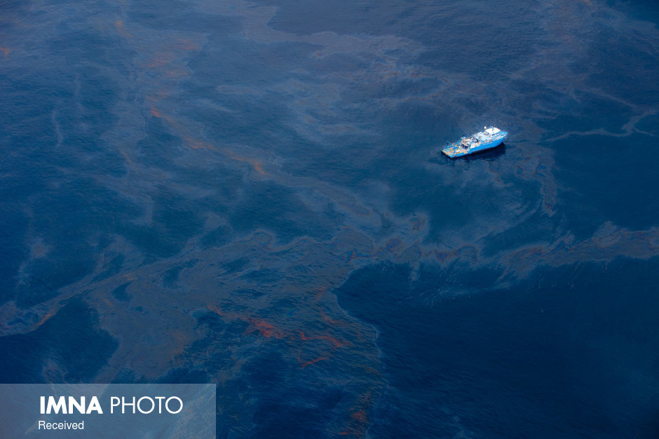 ایجاد لکه نفتی بزرگ در دریای عمان