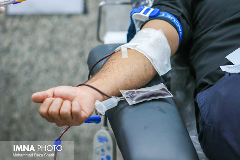 اهدای خون بیش از ۱۰ هزارنفر در ایام ماه رمضان