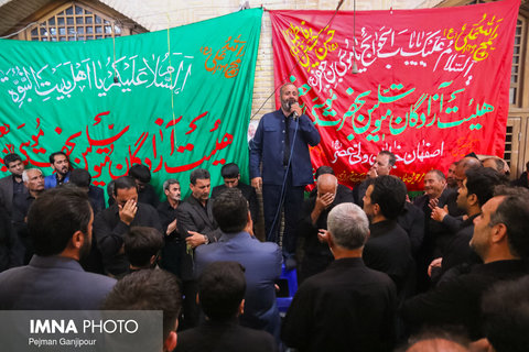قافله عزای حضرت علی علیه السلام در بازار اصفهان‎