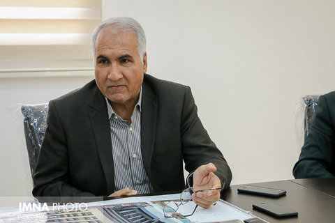 بازدید شهردار اصفهان از بیمارستان در حال احداث پیوند اعضای کوثر سپاهان